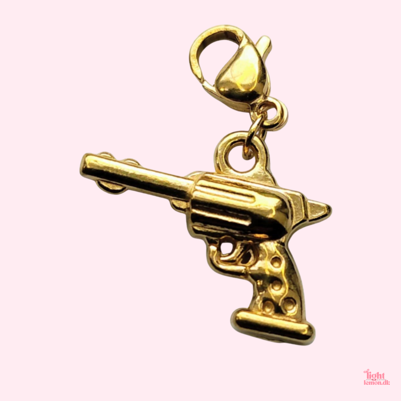 Charm cowboy pistol