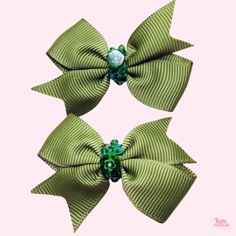 2-pak H�rsp�nder med perler.