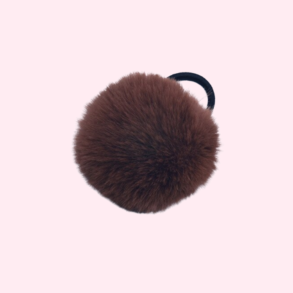 H�relastik med pom pom. Brun