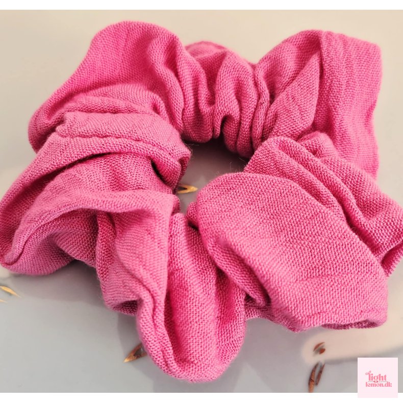 Mini scrunchie. Pink