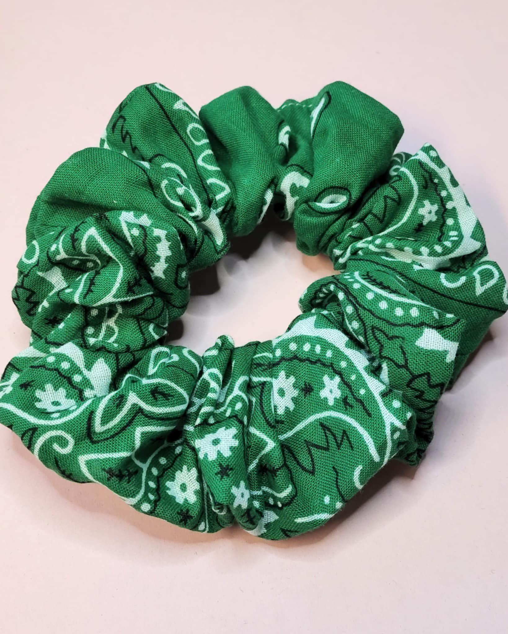 Bandana scrunchie. M�rkegr�n